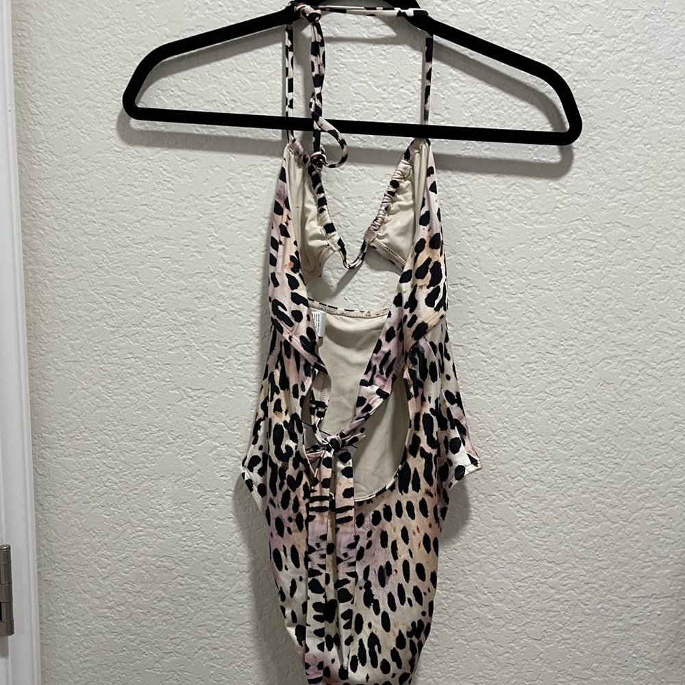 GOOD American Ruched Halter One-Piece Swimsuit in Cheetah Rose Print - Picture 5 of 10